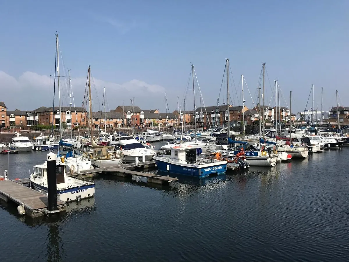 Switchback Stays Marina Apartments 卡迪夫 英国